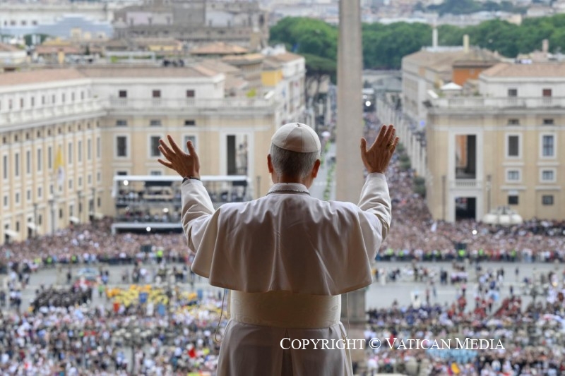 Pastores según el corazón de Dios: Vocación, paz y esperanza en el primer Regina Caeli de León&nbsp;XIV