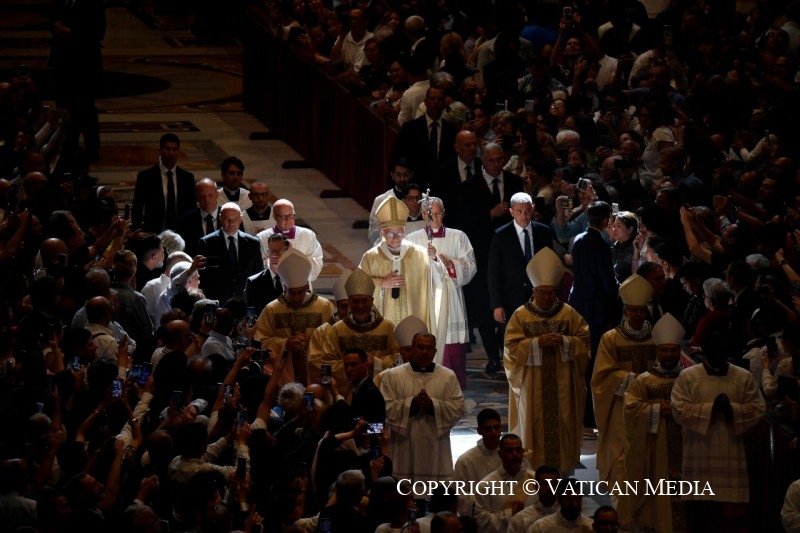 Sacerdotes para un pueblo herido: León XIV y la misión desde el&nbsp;corazón